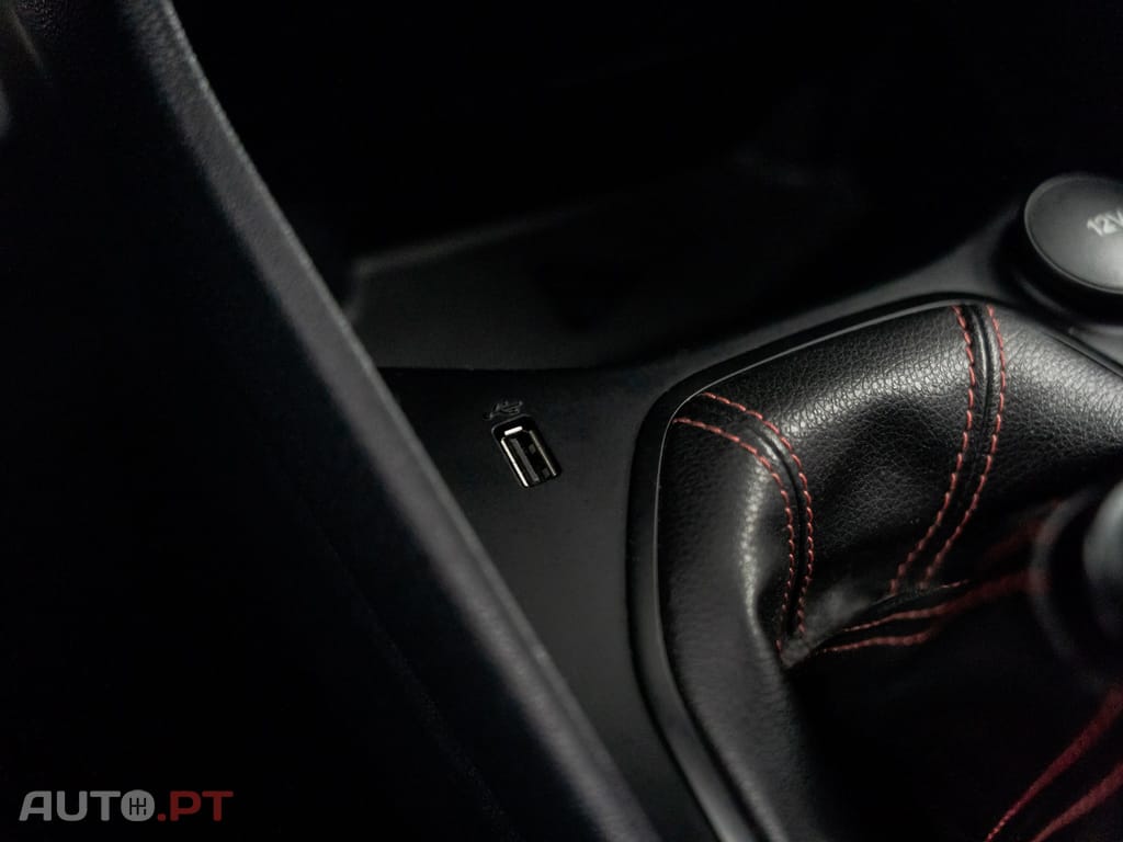 Ford Fiesta 1.0 EcoBoost MHEV ST-Line