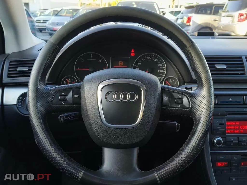 Audi A4 2.0 TDI S-line