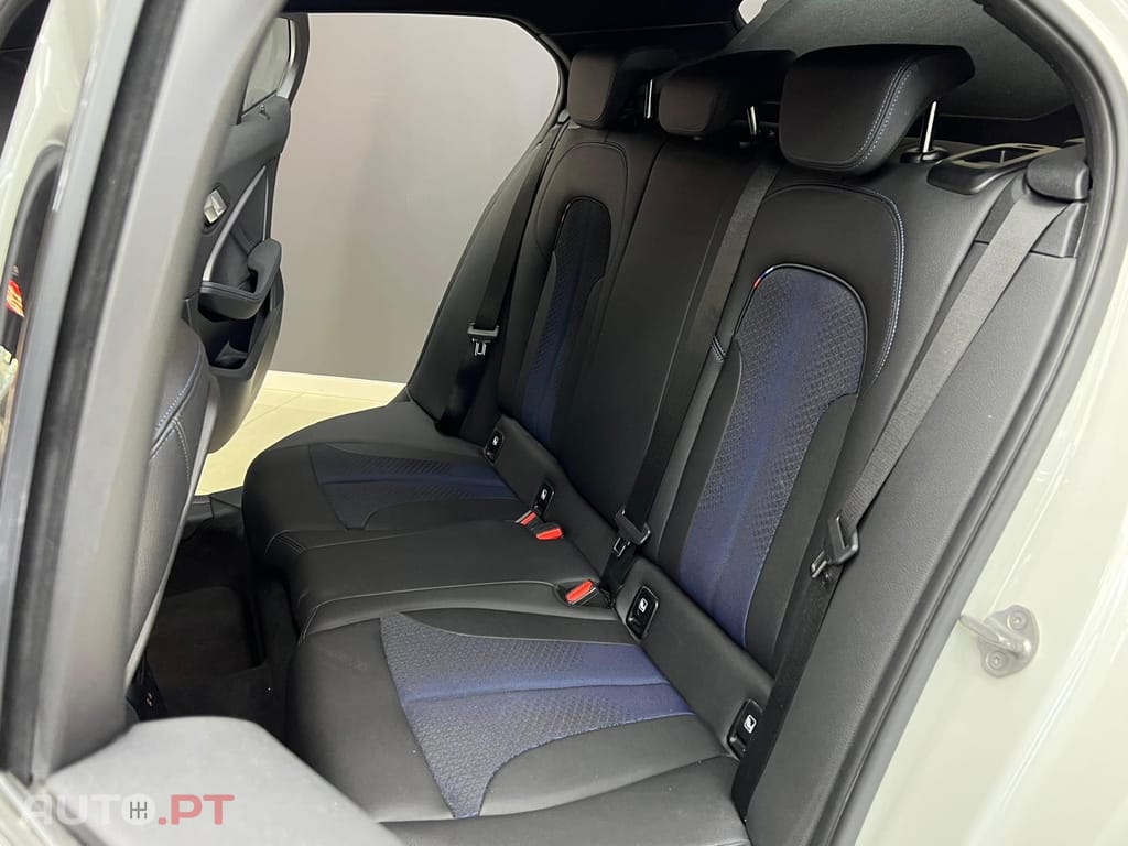 BMW 116 d Pack Desportivo M