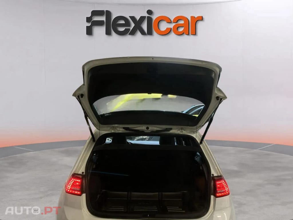 Volkswagen Golf 2.0 TSI GTI DSG Performance