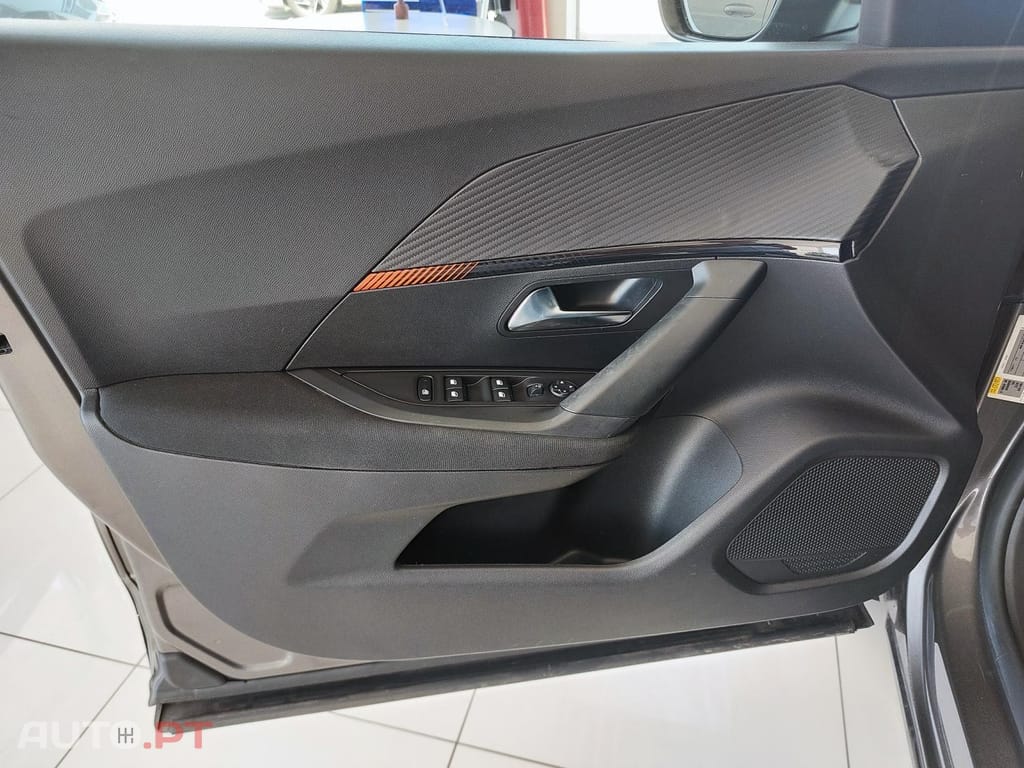 Peugeot 2008 1.5 BlueHDi Active Pack