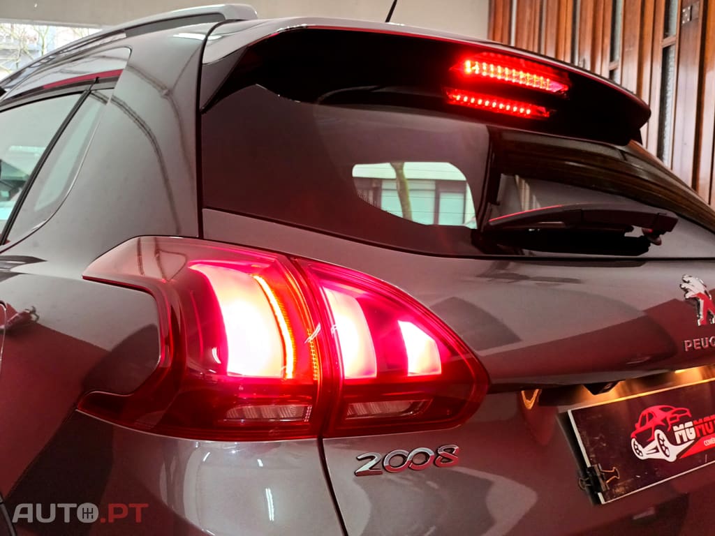 Peugeot 2008 1.2 Puretech Allure