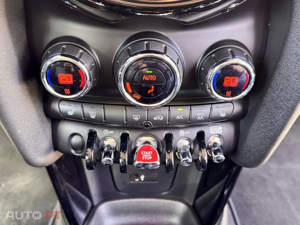 MINI Cooper Cooper SD Auto