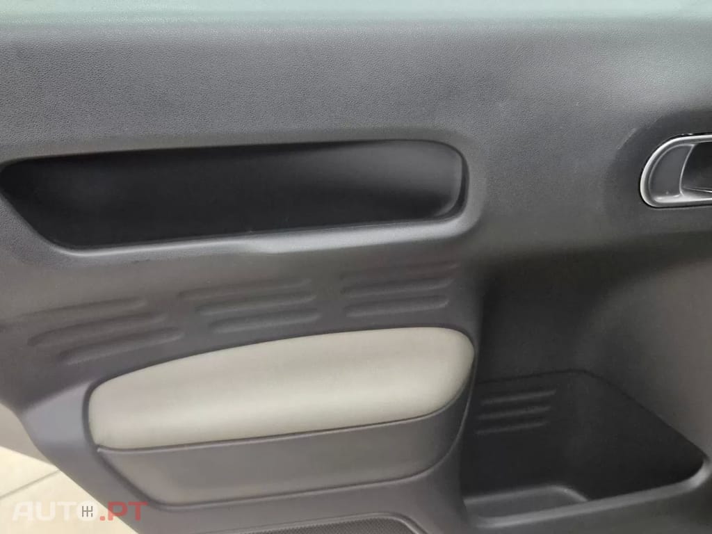 Citroen C4 Cactus 1.5 BlueHDi Shine Pack