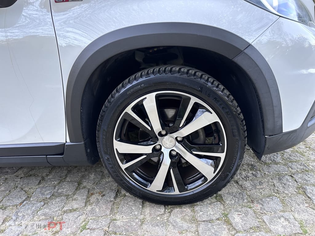 Peugeot 2008 1.6 BlueHDi GT Line