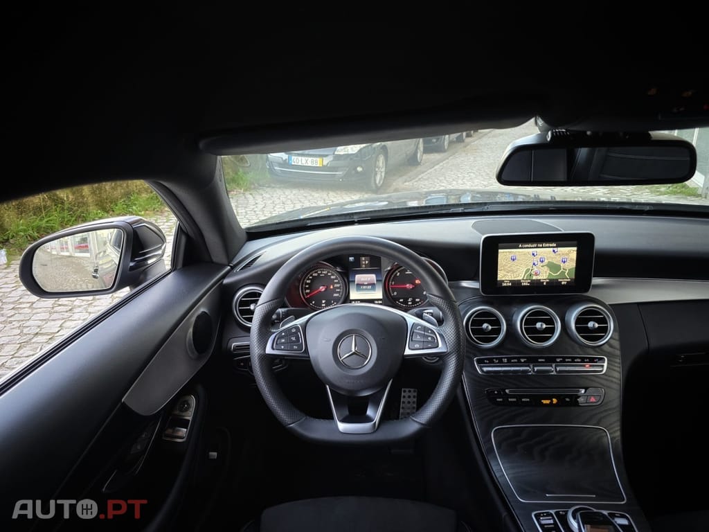 Mercedes-Benz C 220 d Coupe 9G-TRONIC AMG Line