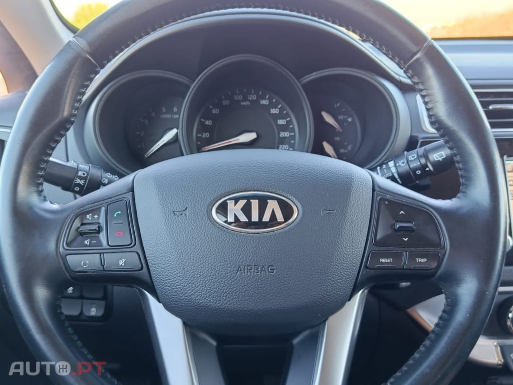 Kia Rio 1.1 CRDi TX ISG