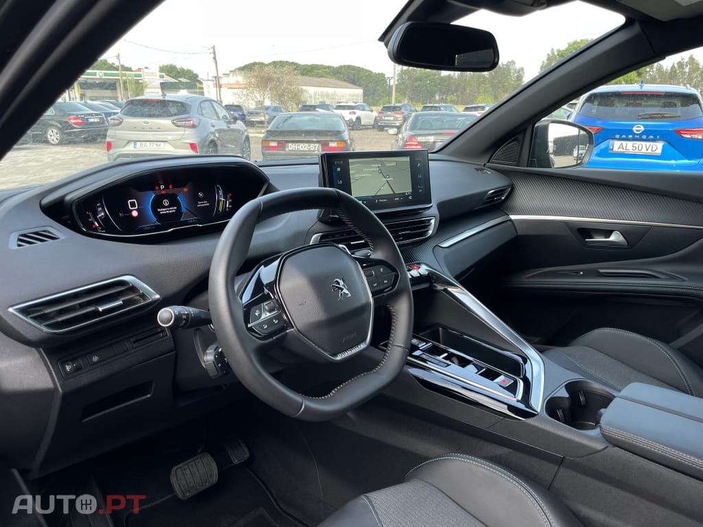 Peugeot 3008 1.2 Hybrid Allure e-DCS6