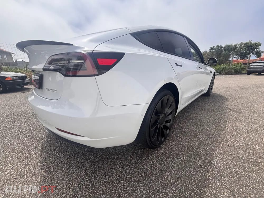 Tesla Model 3 Long Range AWD Dual Motor Performance