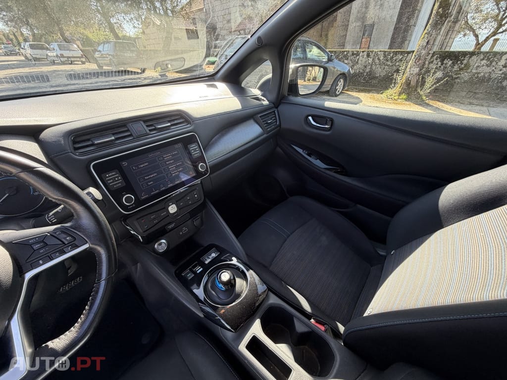 Nissan Leaf Acenta Access