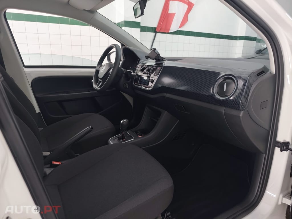 Volkswagen Up! 1.0 BMT Move Auto