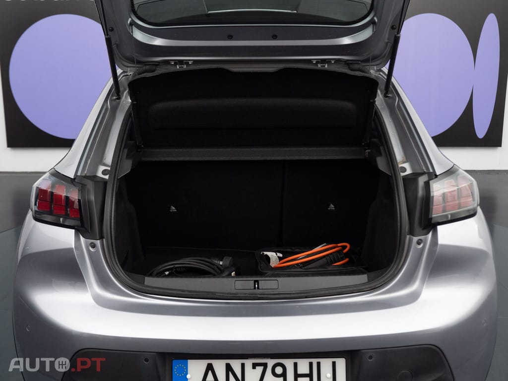 Peugeot E-208 50 kWh Active Pack