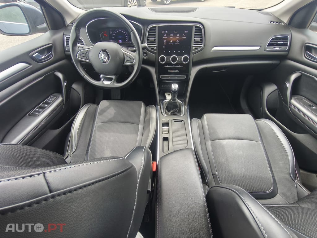 Renault Mégane Sport Tourer 1.5 Blue dCi Intens