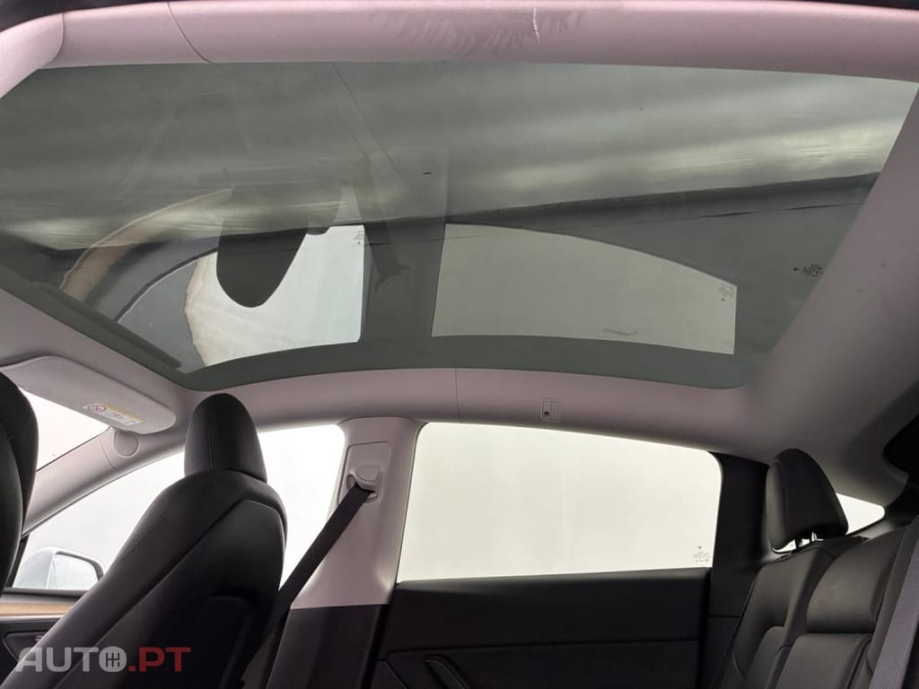 Tesla Model Y Long Range Dual Motor AWD