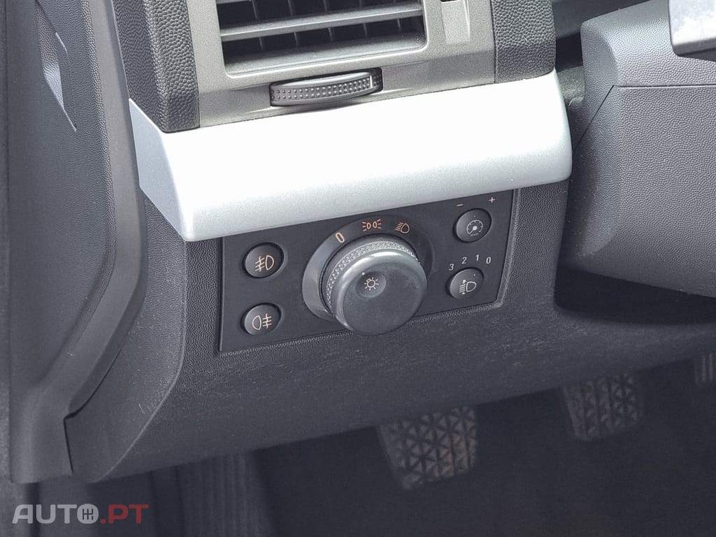 Opel Vectra Caravan 1.9 CDTi Cosmo