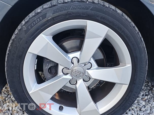 Audi A1 1.0 TFSI ultra — fotografia 19
