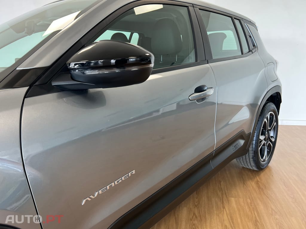 Jeep Avenger 1.2 GSE T3 Altitude