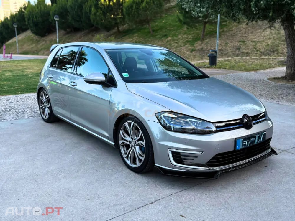 Volkswagen e-Golf AC/DC