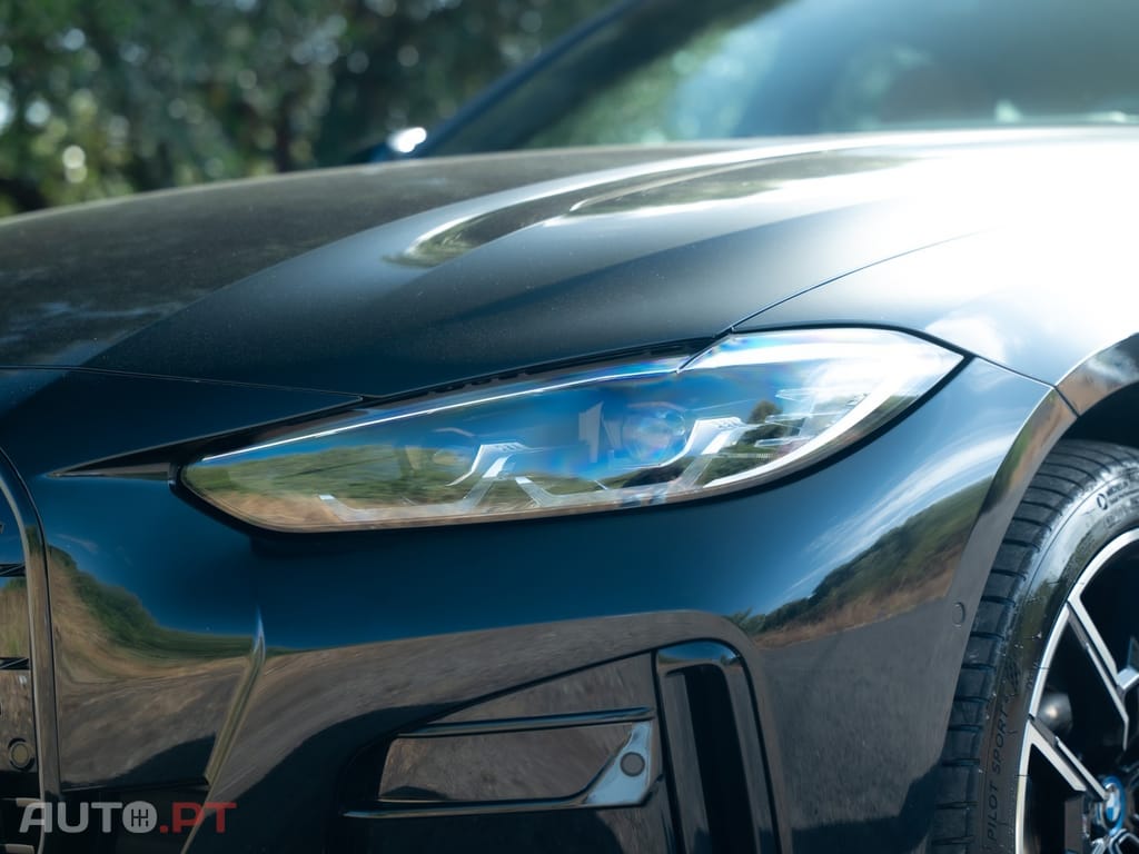 BMW i4 eDrive40 Pack Desportivo M Pro