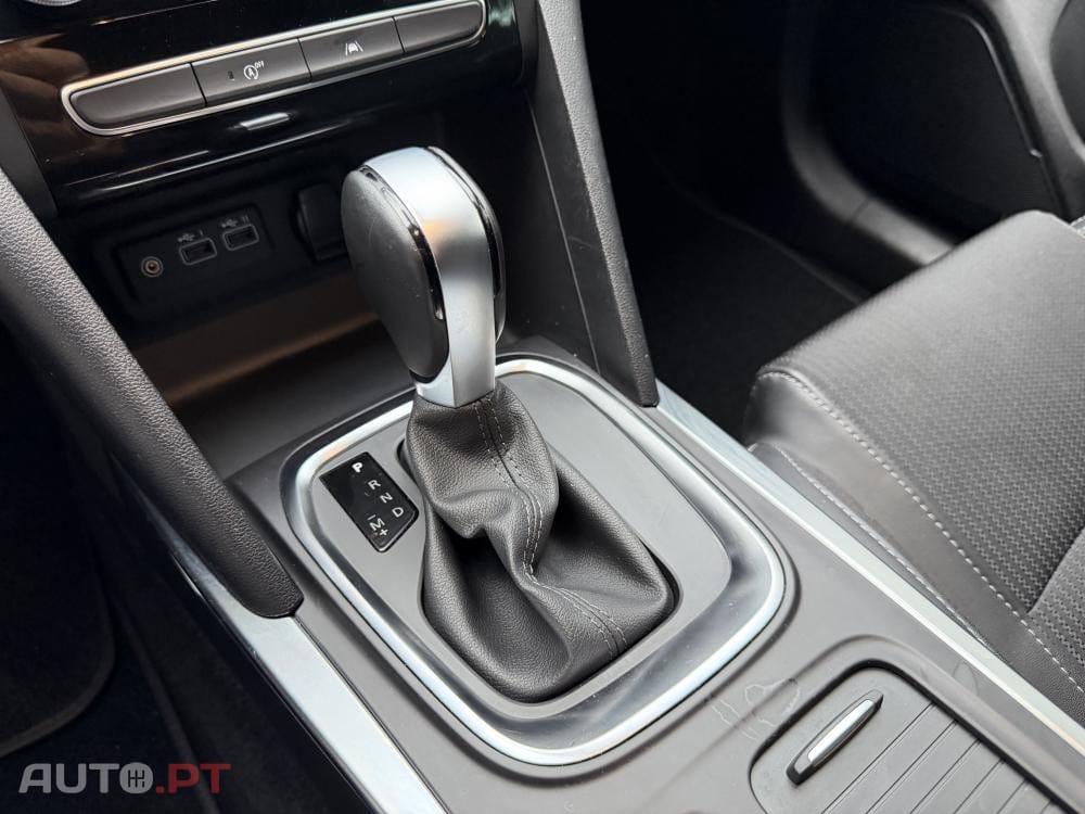 Renault Mégane TCe 140 GPF EDC TECHNO