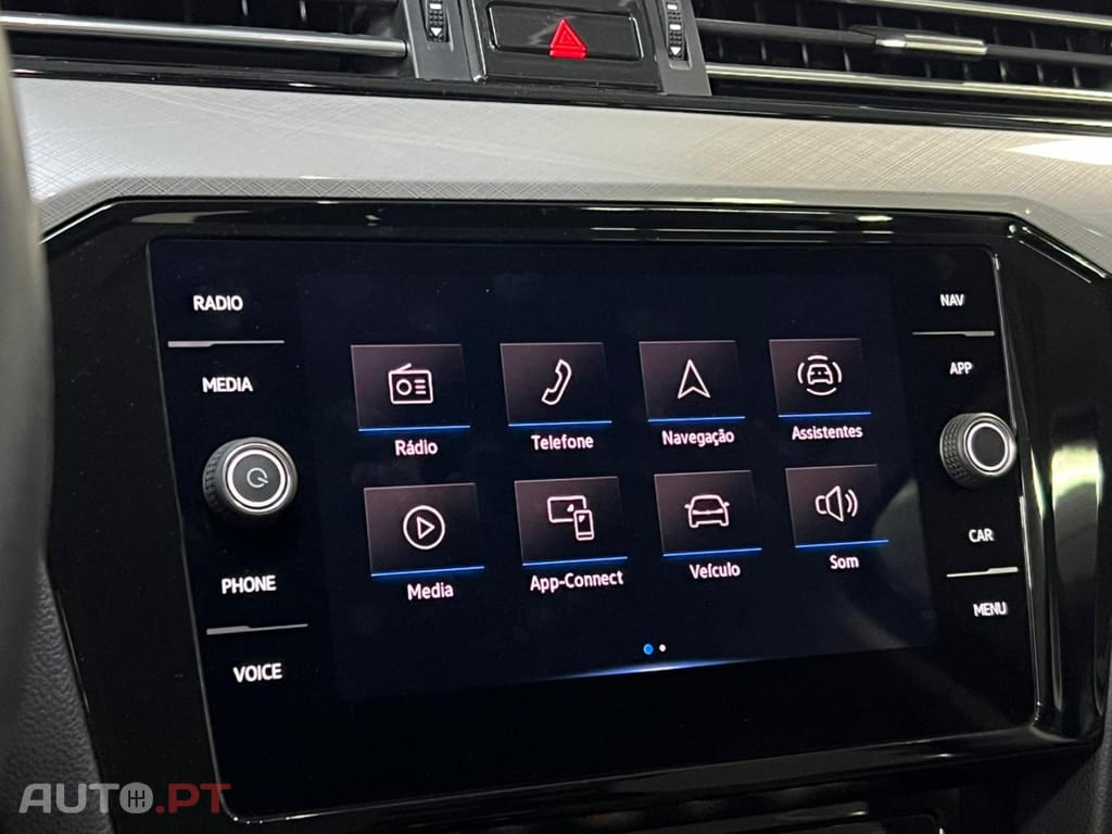 Volkswagen Passat 1.5 TSI 150cv Business Variant