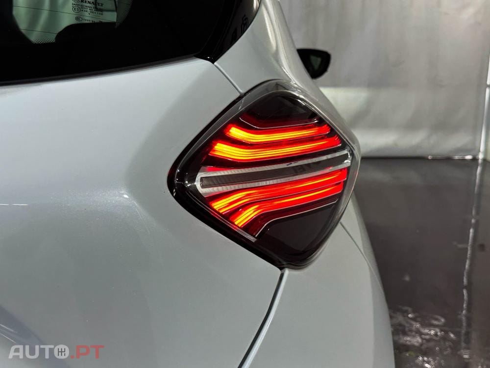Renault Zoe (c/ Bateria) EV50 135hp Techno