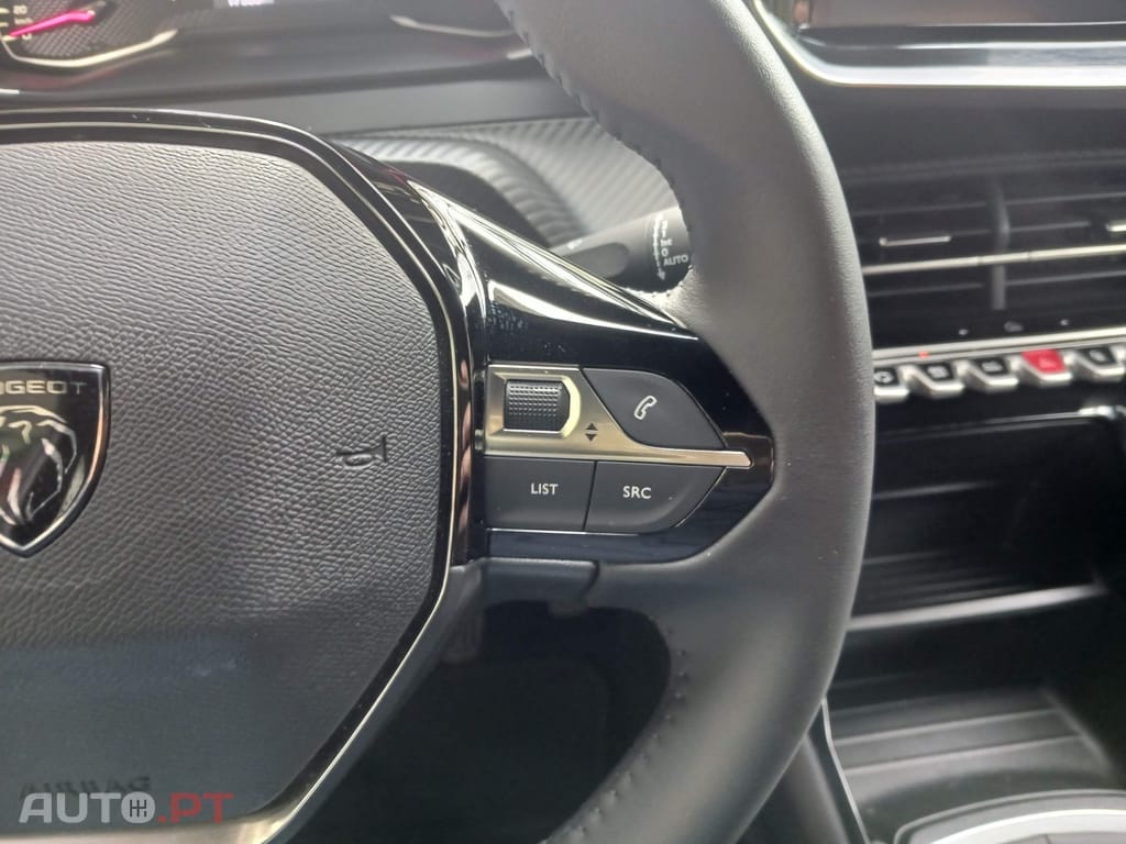 Peugeot 2008 1.2 PureTech Style