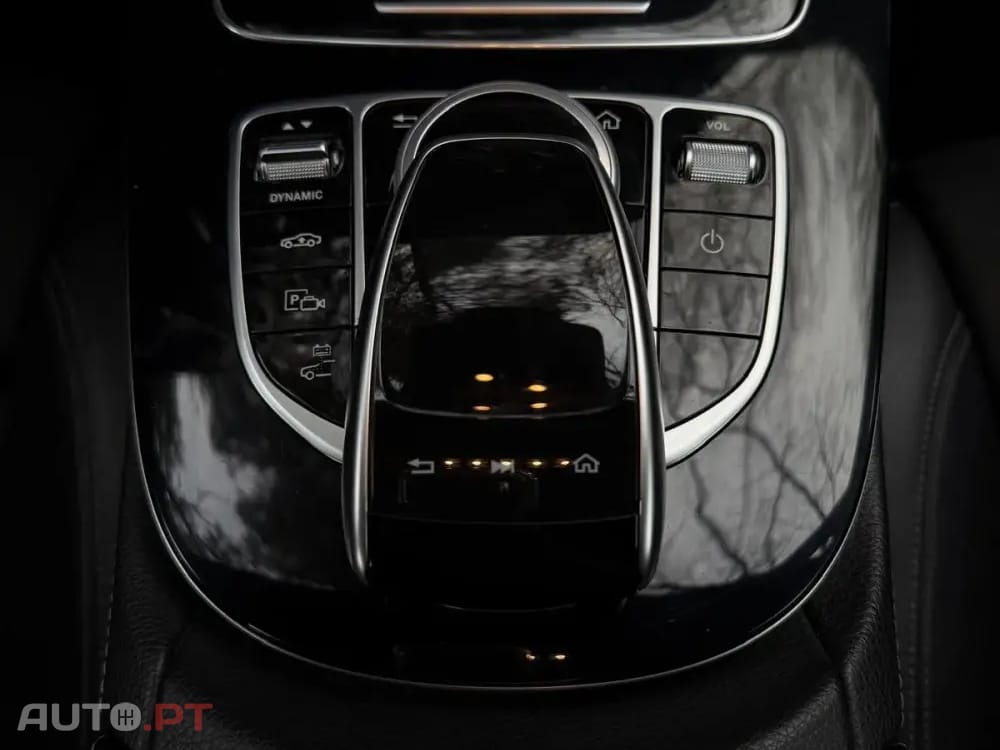 Mercedes-Benz E 300 de AMG Line