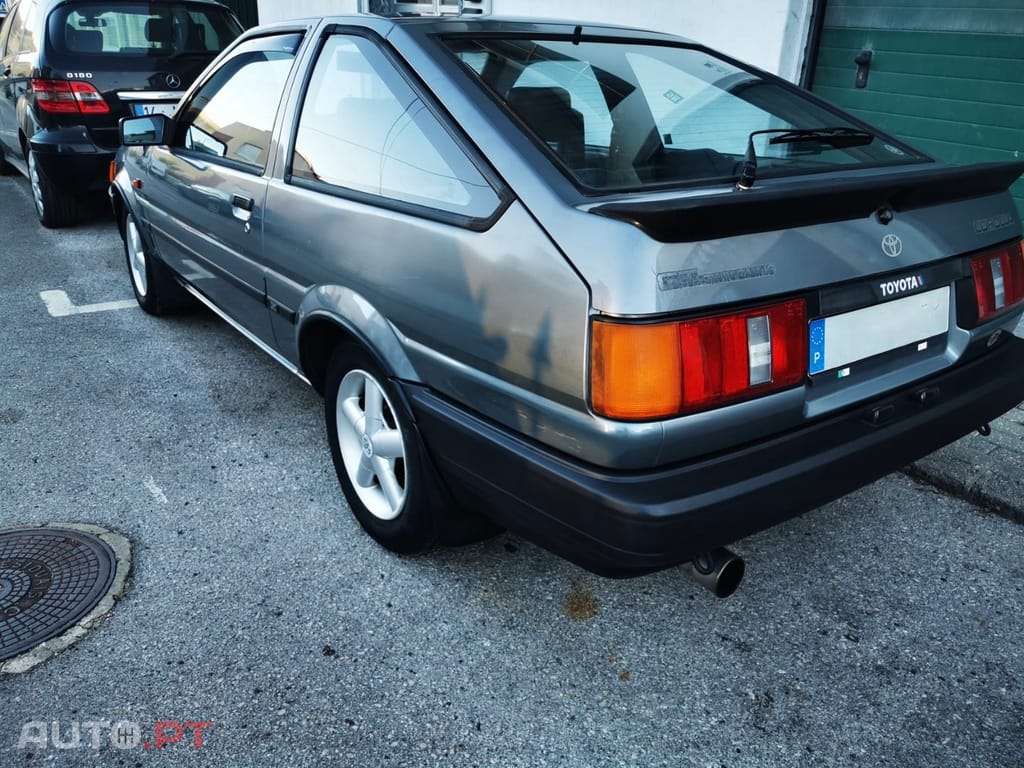Toyota Corolla AE86 Levin