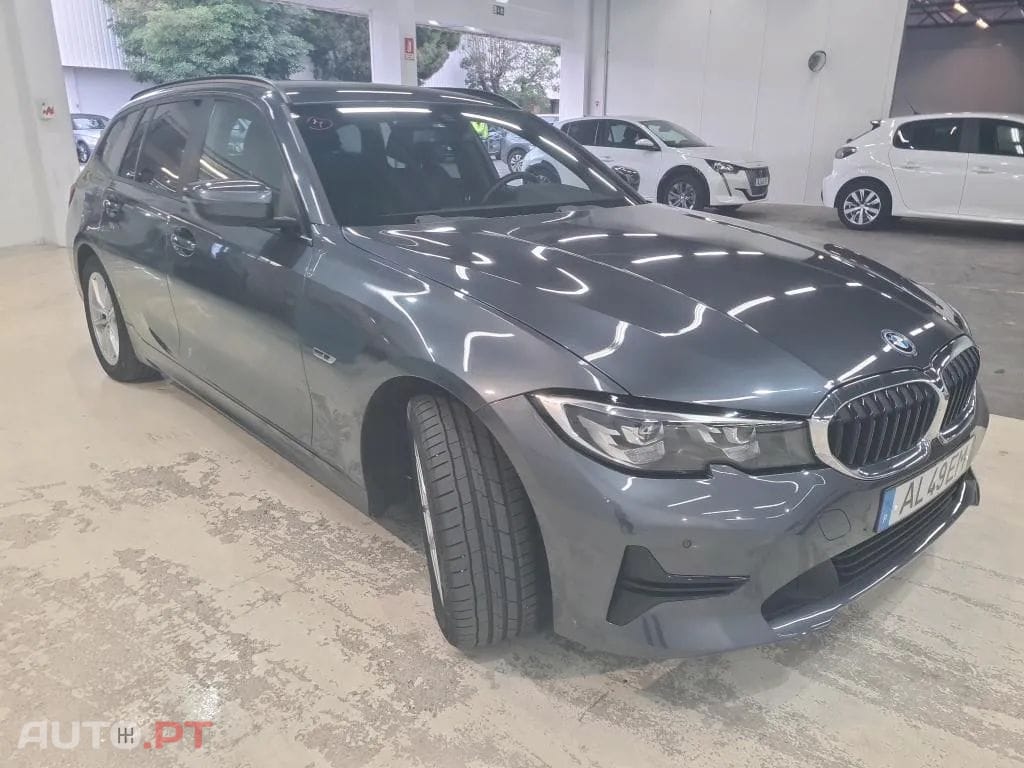 BMW 320 e Touring Corporate Edition Auto
