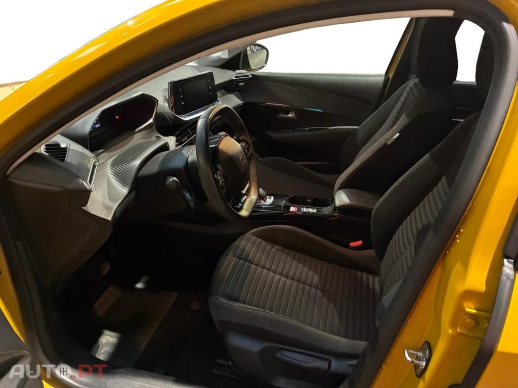 Peugeot E-208 50 kWh Style