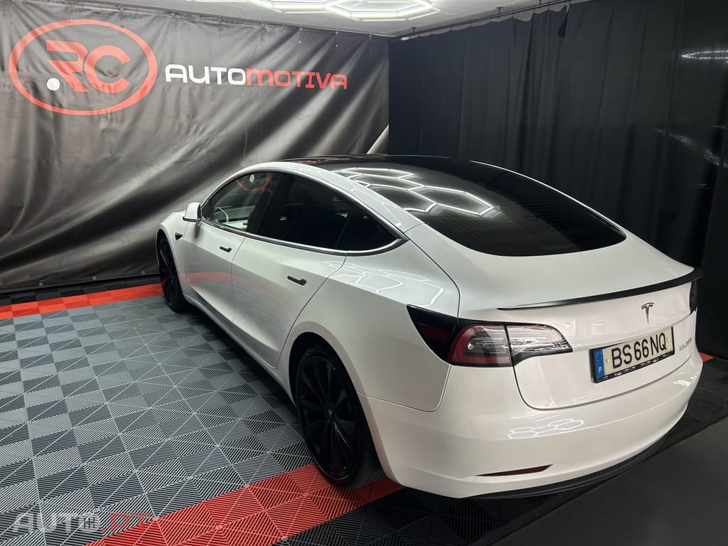Tesla Model 3 Performance Dual Motor AWD
