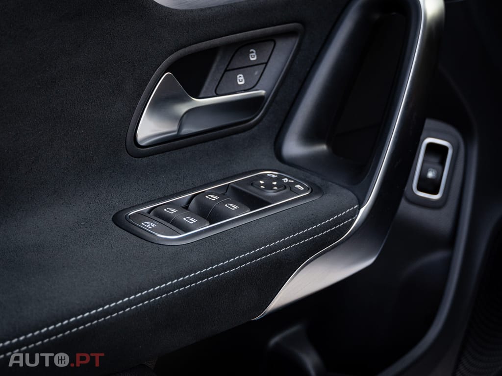 Mercedes-Benz CLA 250 e AMG Line