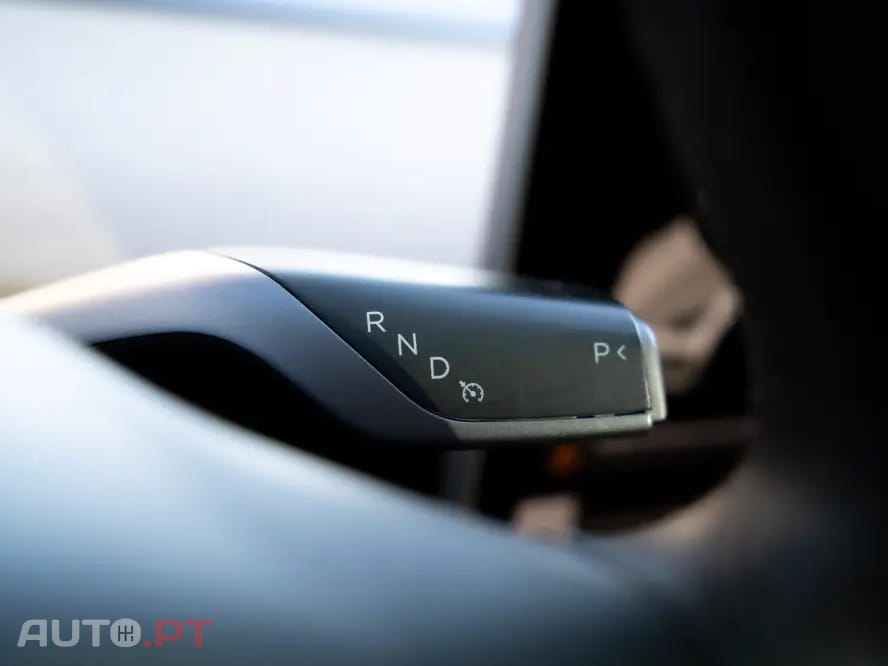Tesla Model 3 Long-Range Dual Motor AWD