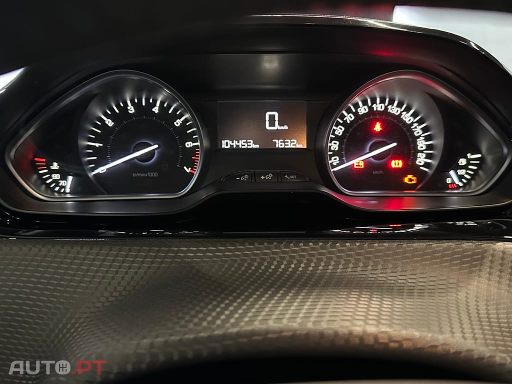 Peugeot 2008 1.2 PureTech Allure