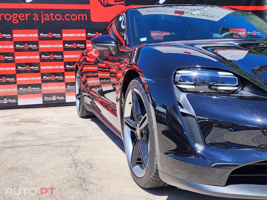 Porsche Taycan 4S bateria Performance Plus