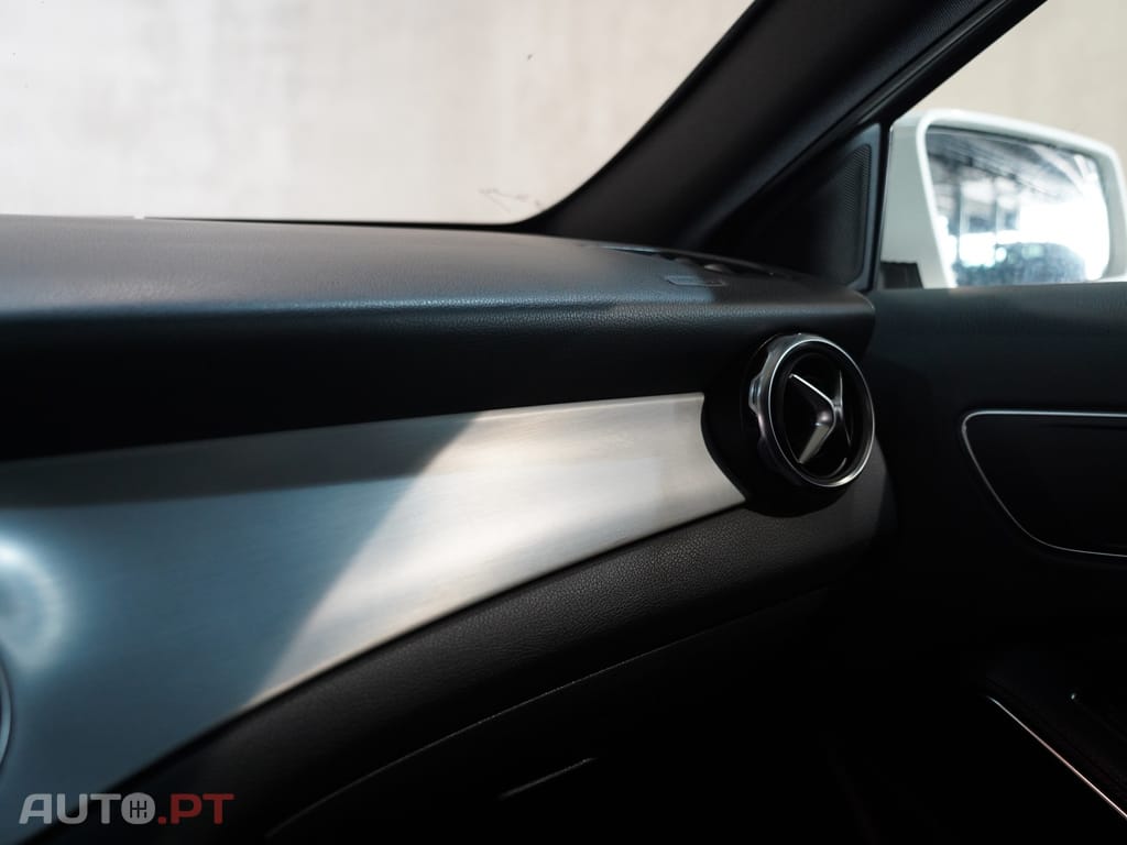 Mercedes-Benz GLA 180 CDi AMG Line