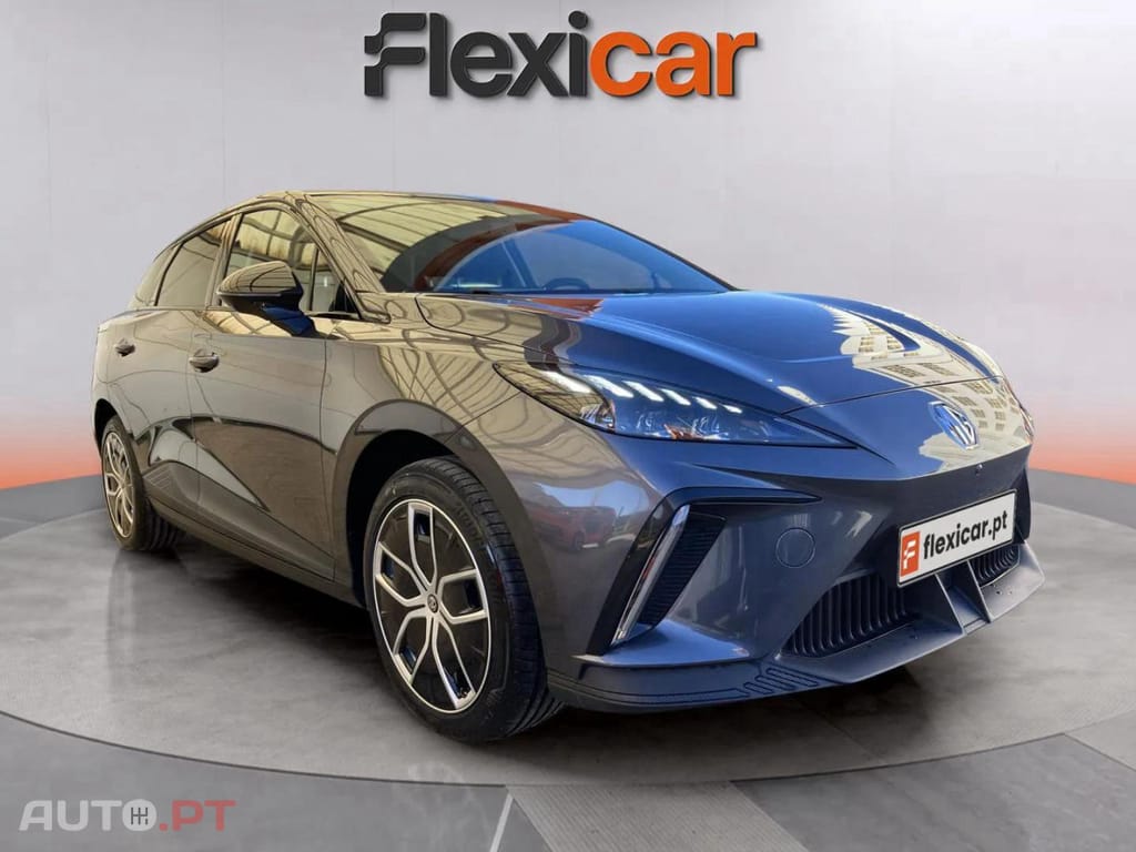 MG MG4 64 kWh Luxury