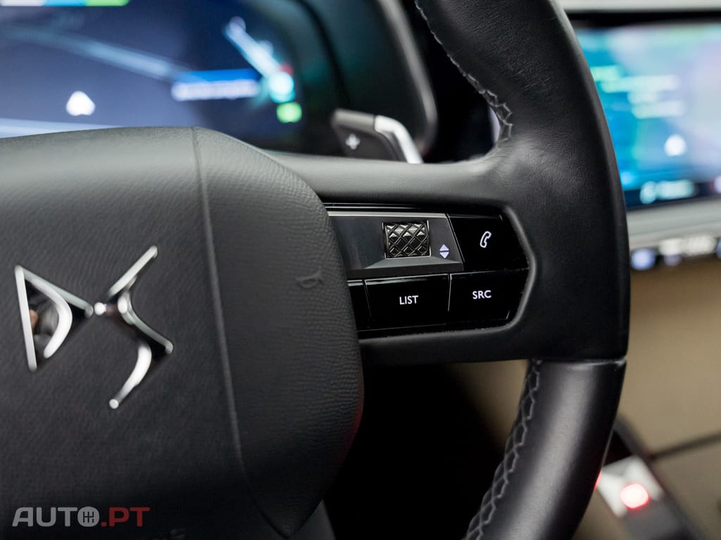 DS DS7 Crossback E-Tense Bastille+ EAT8