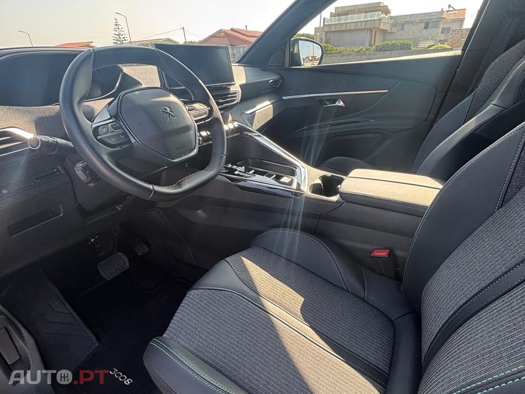 Peugeot 3008 SUV 1.5 BlueHDi Allure