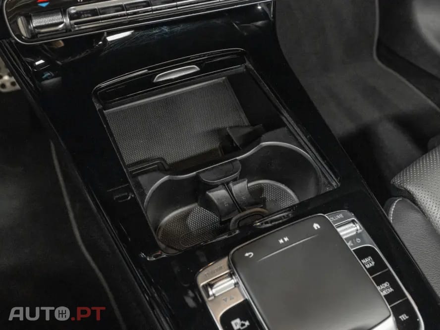 Mercedes-Benz A 180 d 7G-DCT AMG Line