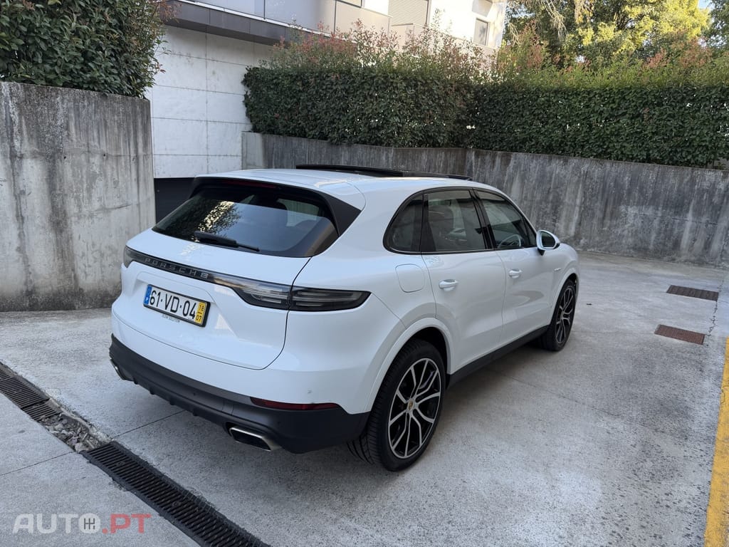 Porsche Cayenne E-Hybrid Platinum Edition