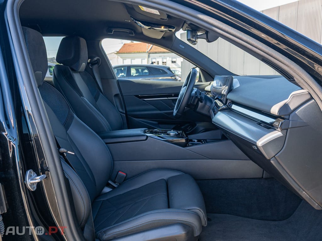 BMW 530 e Pack Desportivo M