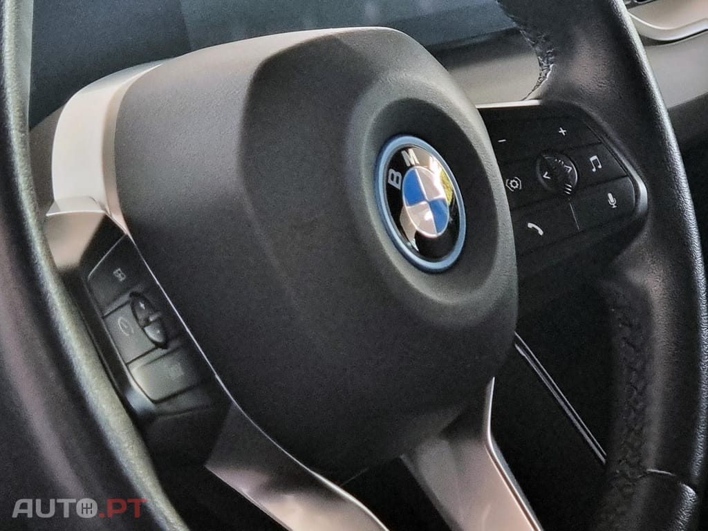 BMW 225 e xDrive