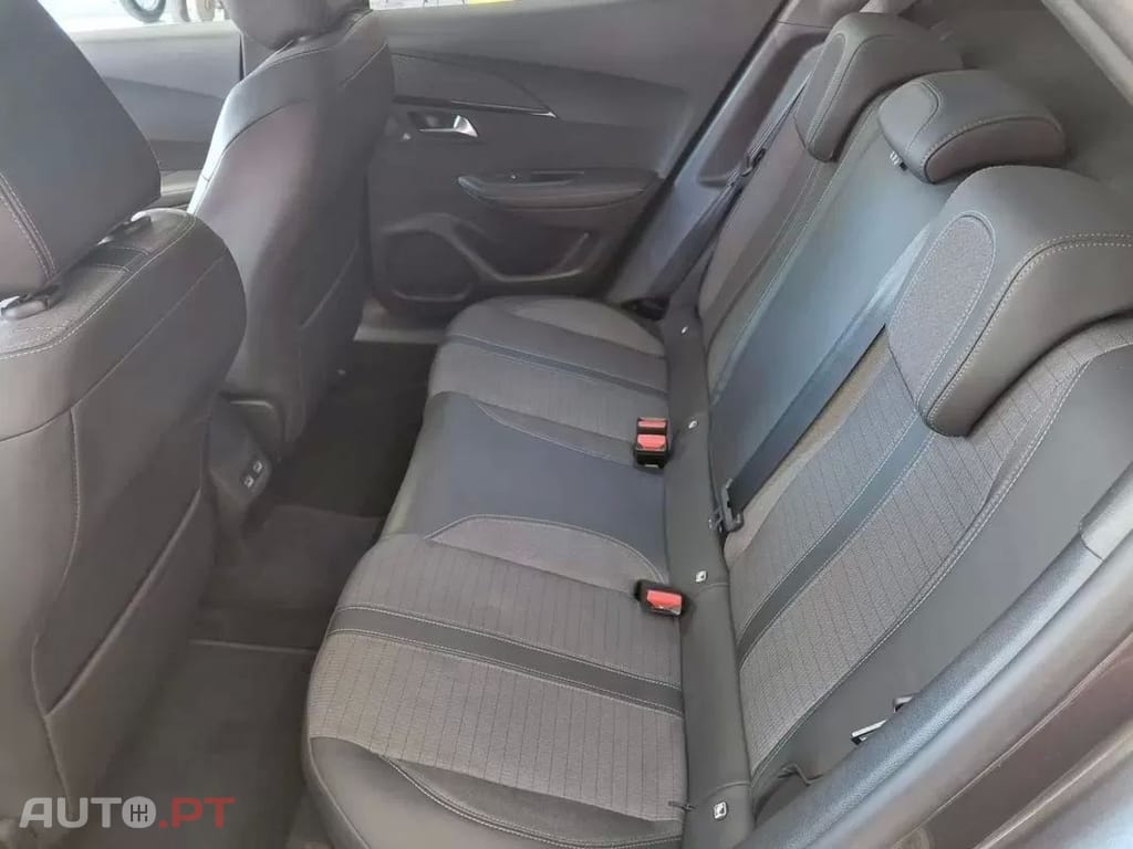 Peugeot 2008 PureTech 100 Stop&Start Active Pack