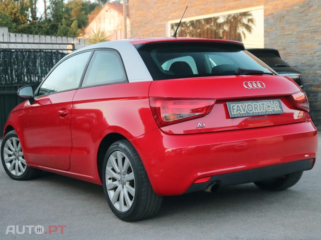 Audi A1 1.6 TDI Advance S-Tronic