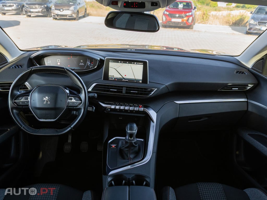 Peugeot 5008 1.5 BlueHDi Active