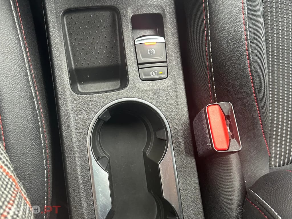 Renault Captur 1.0 TCe RS Line