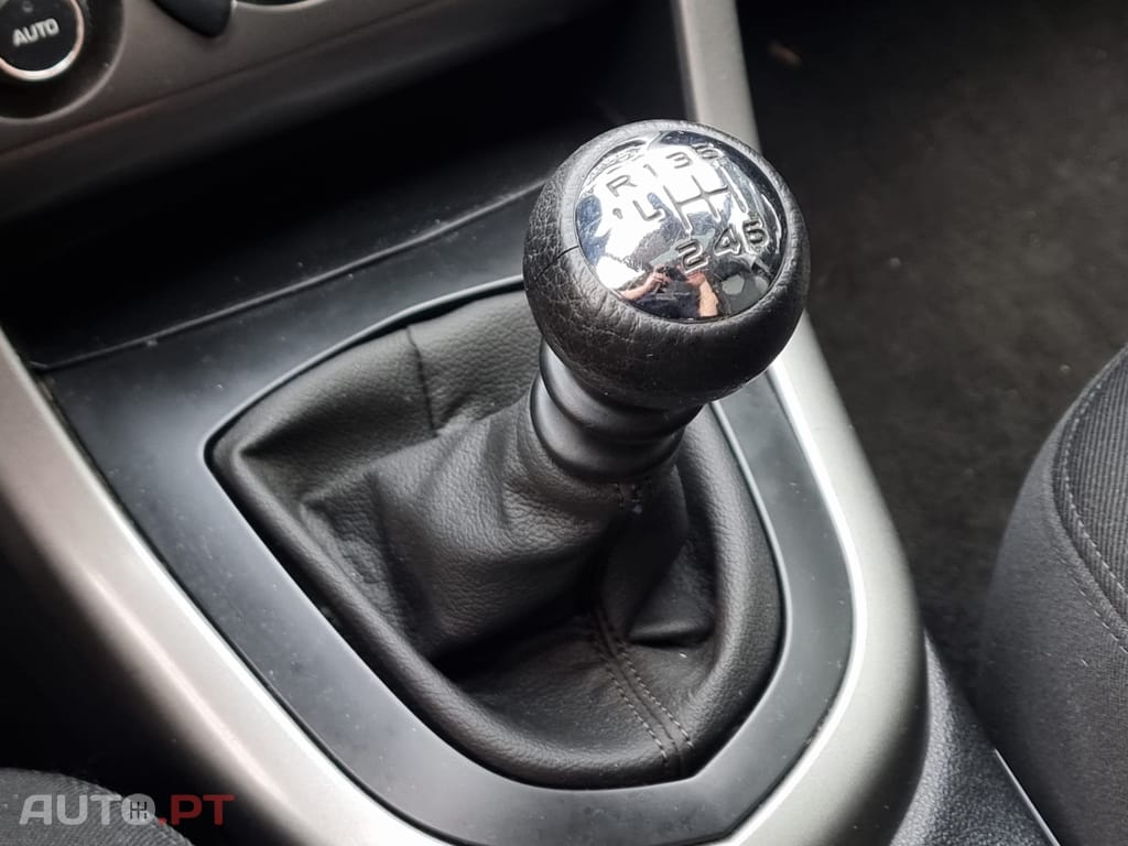 Peugeot 308 SW 1.6 HDi e-HDi Active CVM6