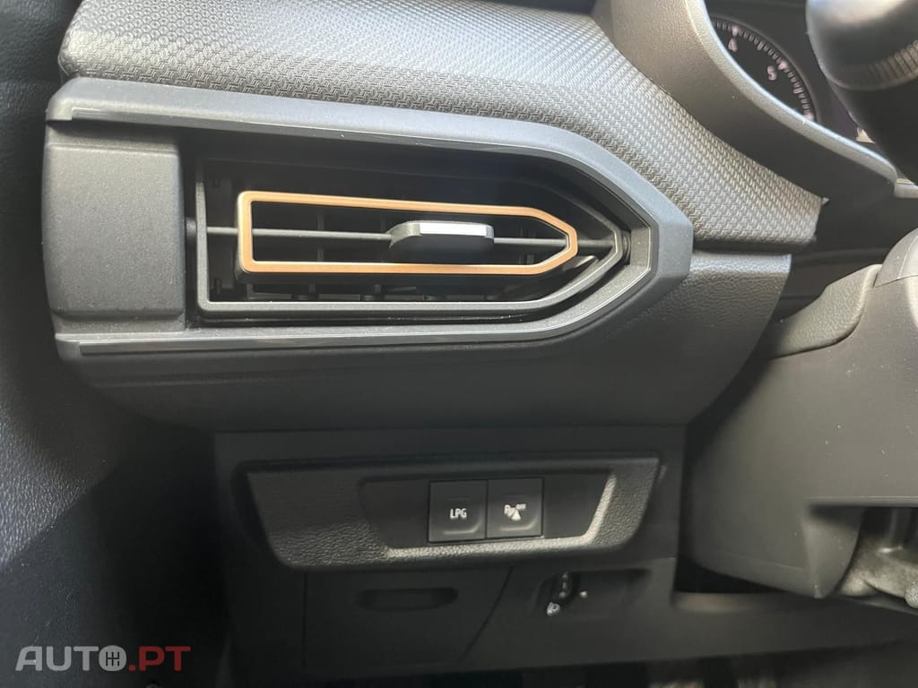 Dacia Sandero 1.0 EXTREME BIFUEL 